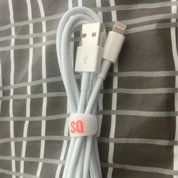 4 pk 3 ft Lightning to USB Charging Cable for iPhone - Picture 3 of 3